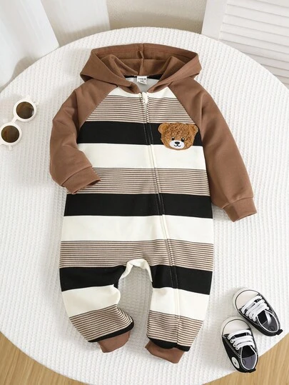SHEIN 男婴秋冬服装套装，连体衣，加厚保暖斜拉链条纹撞色连帽连体衣，舒适百搭，时尚日常可爱小熊图案简约百搭，适合室内、室外、日常、运动、玩耍、派对、节日、万圣节、圣诞节、新年等场合。