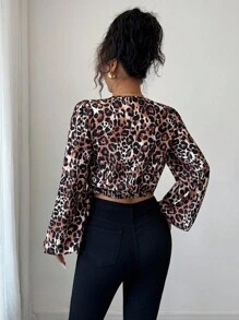 Elenzga 女士新款交叉领蝴蝶结短款灯笼袖衬衫，适合日常通勤、郊游、购物、音乐节等场合，春秋季 - 彩色 - 查看 2
