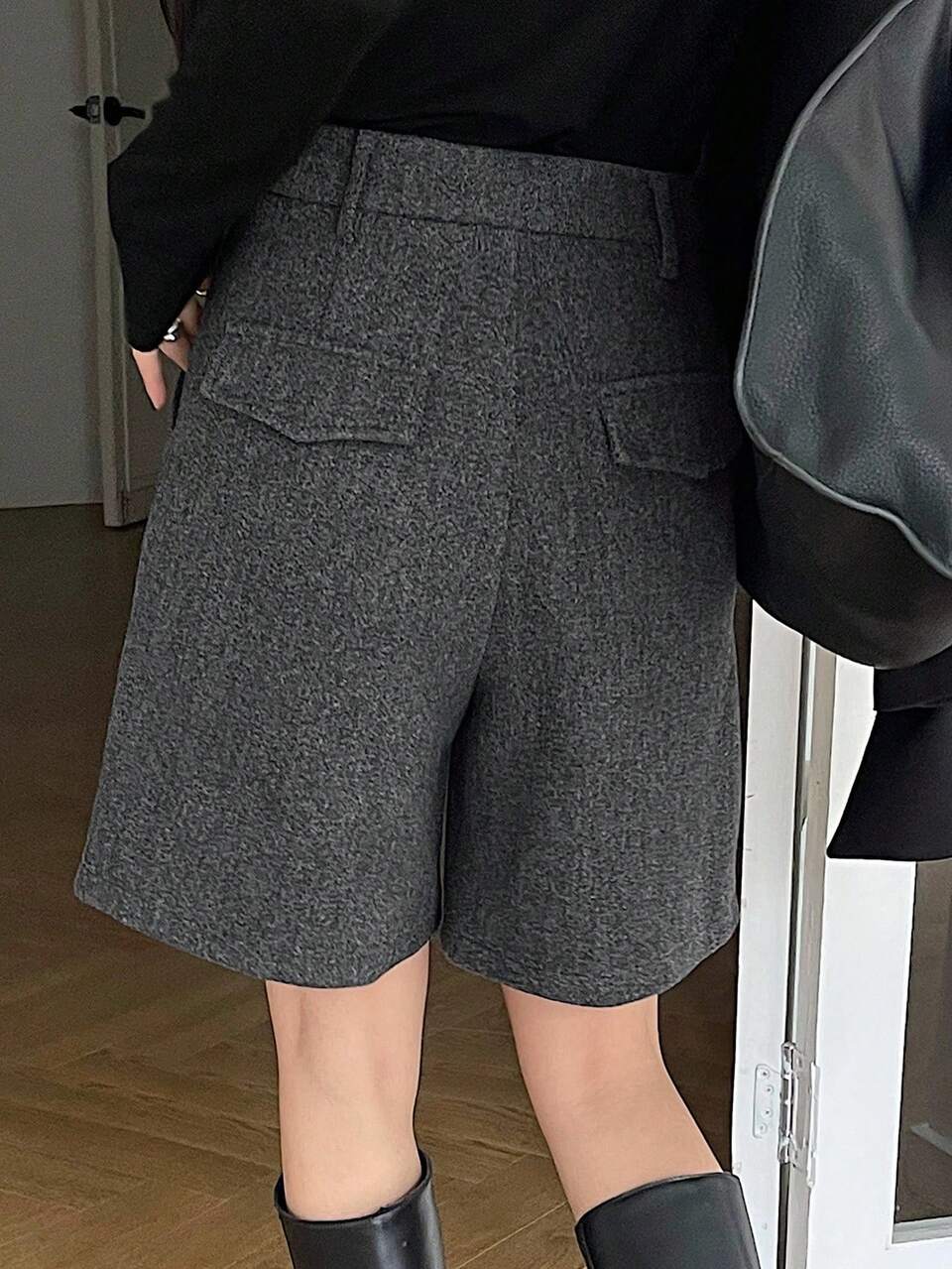 Women's Solid Color Straight Pocket Loose Bermuda Shorts, Casual Autumn/Winter