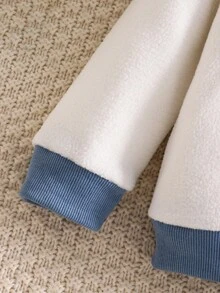 SHEIN Bộ 2 món áo hoodie nỉ lông mềm cho bé trai với họa tiết thêu hình gấu và quần cạp chun, quần áo trẻ em, trang phục trẻ sơ sinh, thích hợp cho mùa thu/đông, 6 tháng-3 tuổi, quần áo trẻ sơ sinh hình gấu, bộ đồ gấu cho bé trai, bộ quần áo mùa đông cho bé trai, bộ áo hoodie hình gấu cho bé trai, bộ đồ gấu màu xanh dương, Cozy Pixies, bộ quần áo mùa đông cho bé trai, bộ đồ cho bé trai, trang phục mùa thu cho bé trai, quần áo trẻ em/trẻ sơ sinh, quần áo bé trai, bộ đồ thường ngày cho bé, trang phục mùa đông cho bé trai, quần áo mùa đông cho bé trai, 6 tháng-3 tuổi - Nhiều màu - Xem 5