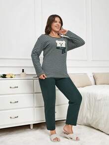 RueChic 2 pièces Ensemble de pyjama grande taille 100% coton rayé avec détail de broderie d'ours - Vert - Voir 4