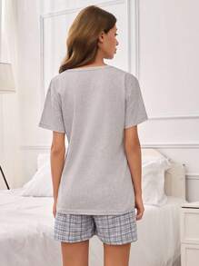 EURMUSE Bộ đồ ngủ cottonline 2 chiếc áo sơ mi tay ngắn in hình gấu trúc cỡ lớn và quần ngủ in hình kẻ caro - Xám - Xem 2