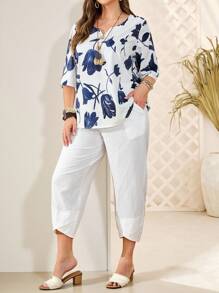 EMERY ROSE Plus Size Women Floral Print Blouse And Capri Pants Set, Summer,Holiday Outfits,Flower/Vacation/Spring - White - View 3