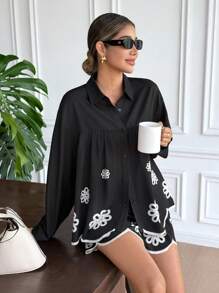 SHEIN Frenchy Damen Mode Lässig Blumen Muster Hemd & Shorts 2 Stücke Set