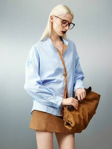 Airlisse 竖条纹优雅单扣衬衫 - 藍白色 - 查看 3