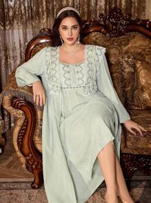 PalaceNights Embroidered Lace Vintage Palace Style Plus Size Nightgown + Robe Set, Fall Clothes - Mint Green - View 4