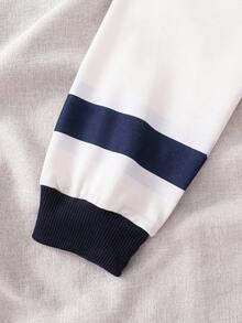 SHEIN Playful Pals 2pcs/Set Young Boys Letter & Number Digital Print Warm Crew Neck Sweatshirt And Casual Pants Outfit Chic Outfits For Autumn/Winter Fall - Multicolor - View 4