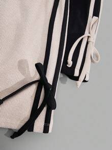 SHEIN Cottnline Women 2 Packs Waflle With Contrast Colour Side Stripe With Bow Detail Homwear Lounge Shorts Set - Multicolor - View 5