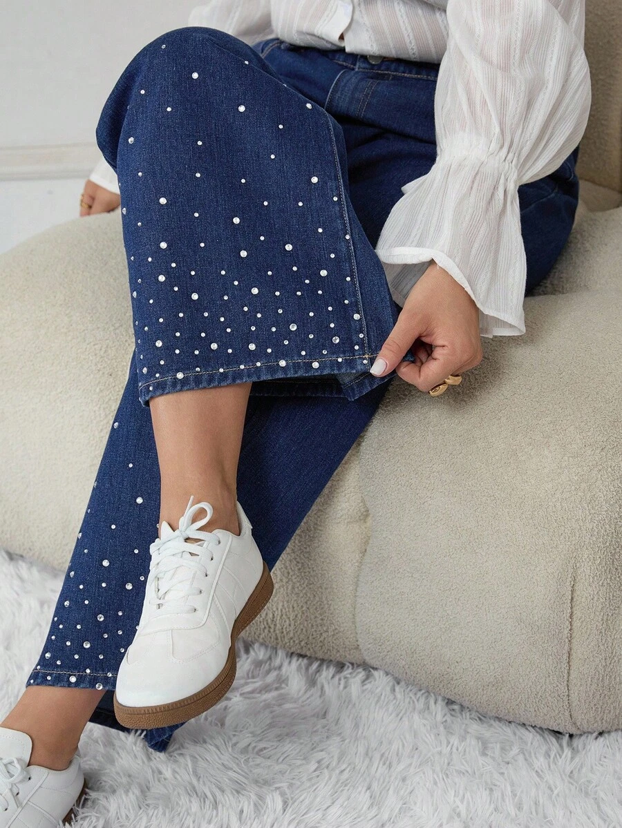 SHEIN CURVE+ Plus Size Fashion Commuter Rhinestone Embellished Straight Leg Jeans - Medium Wash - View 1