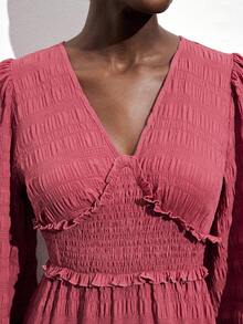 Maija Váy dài tay bồng cổ chữ V họa tiết kẻ caro đỏ tím đậm, viền bèo nhún, thắt eo, viền loe tôn dáng, trang phục lễ hội âm nhạc đồng quê phong cách Bohemian sang trọng, váy nhẹ nhàng, đa năng cho mọi mùa - Màu đỏ tím - Xem 7