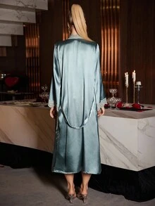 SilkySpell 女士两件套深V吊带连衣裙，优雅缎面腰带睡袍，蕾丝边家居服，睡衣套装，适合所有季节的缎面睡衣套装，缎面睡袍，丝绸睡袍套装，蕾丝边缎面睡衣，秋冬舒适优雅细节 - 青碧色 - 查看 3