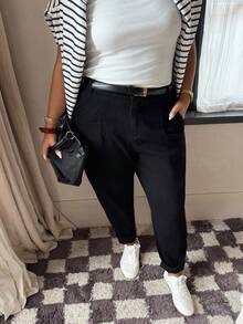 Dripcurv 大码女式黑色七分牛仔裤，适合所有季节，简约休闲，复古风格，百搭日常牛仔裤，是新年穿搭的完美之选。 - 黑色 - 查看 9