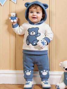 SHEIN Bộ 2 món áo hoodie nỉ lông mềm cho bé trai với họa tiết thêu hình gấu và quần cạp chun, quần áo trẻ em, trang phục trẻ sơ sinh, thích hợp cho mùa thu/đông, 6 tháng-3 tuổi, quần áo trẻ sơ sinh hình gấu, bộ đồ gấu cho bé trai, bộ quần áo mùa đông cho bé trai, bộ áo hoodie hình gấu cho bé trai, bộ đồ gấu màu xanh dương, Cozy Pixies, bộ quần áo mùa đông cho bé trai, bộ đồ cho bé trai, trang phục mùa thu cho bé trai, quần áo trẻ em/trẻ sơ sinh, quần áo bé trai, bộ đồ thường ngày cho bé, trang phục mùa đông cho bé trai, quần áo mùa đông cho bé trai, 6 tháng-3 tuổi - Nhiều màu - Xem 1
