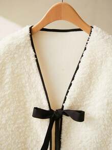 CosyJoli Plus Size Casual Faux Shearling Contrast Trim Bowknot Vest Sleeveless Jacket Fall/Winter - White - View 5