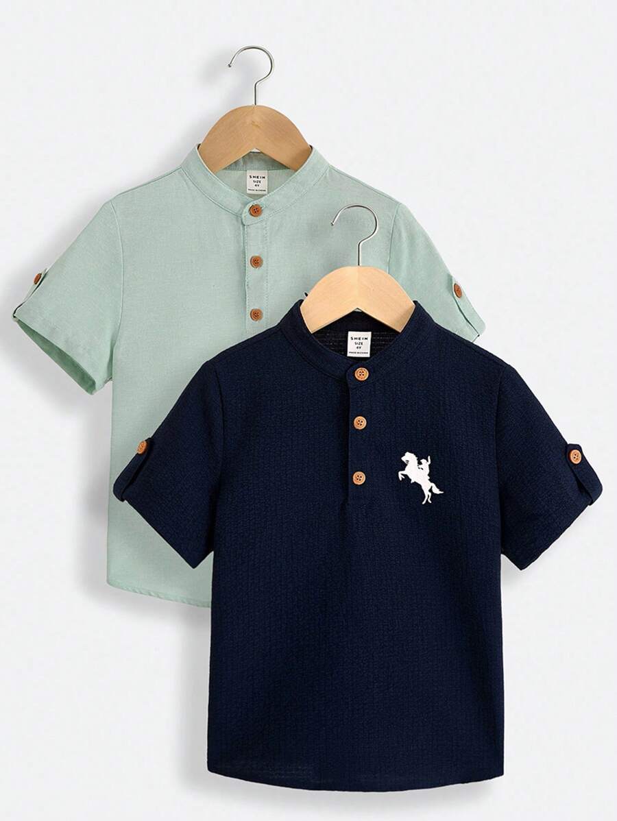 SHEIN 2入組青少年男孩休閒大學街頭風格藍綠色立領半扣短袖襯衫,適合春夏旅行、日常穿著和學校穿著 - 藍色 - 查看 1