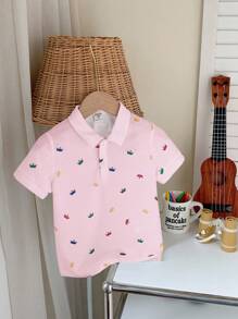 SHEIN 1 件年轻男孩休闲学院皇冠印花短袖 Polo 衫，舒适百搭，适合户外玩耍和上学，春夏季 - 粉色 - 查看 5