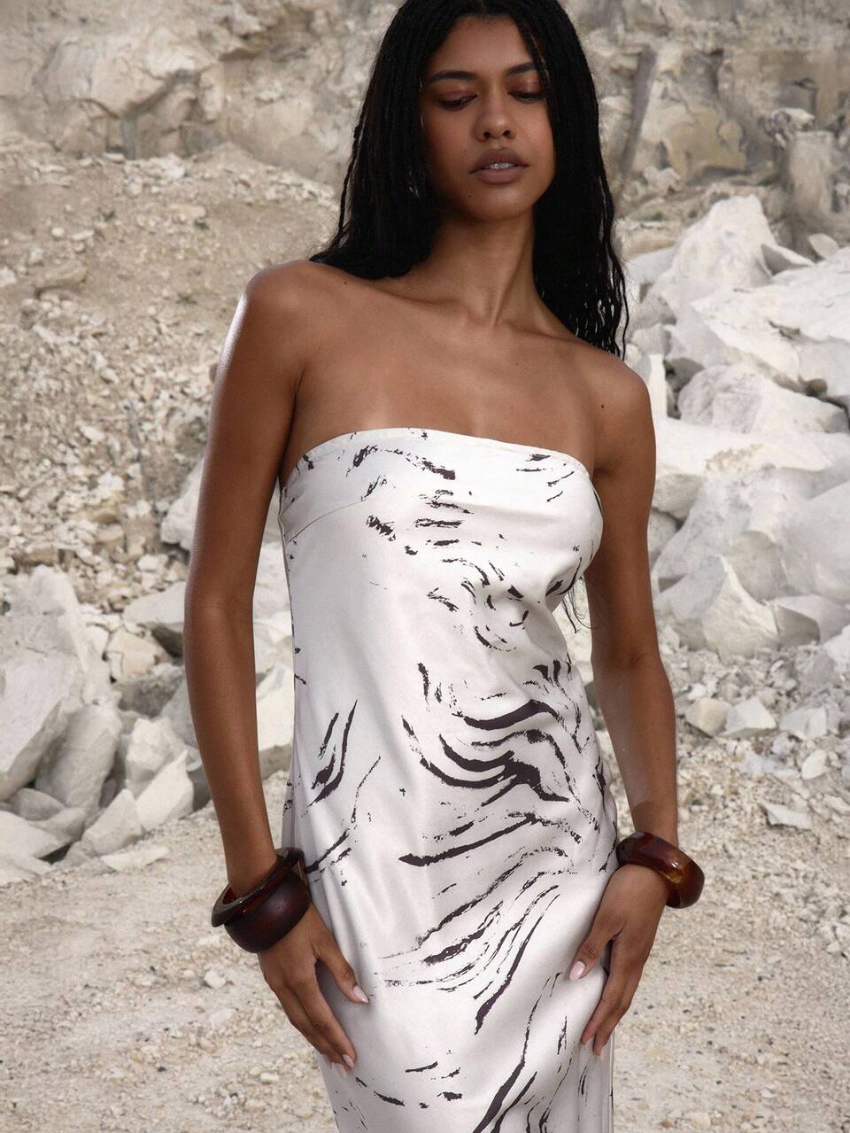 Vestido Longo Elegante de Cetim Estampado Animal com Ajuste Reto e Sem Alças, para Ocasiões à Noite, Aniversário, Outono, Primavera, Verão, Férias, Formatura