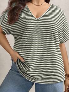 Zelara 大码女式条纹V领露肩袖休闲T恤 波西米亚风夏季复古风 适合春假、锐舞音乐节等场合 - 橄欖綠 - 查看 7