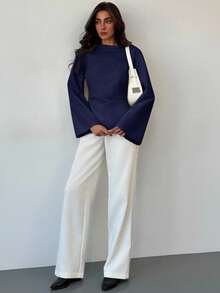 Aloruh 船领喇叭袖短款褶饰办公室女式杏色衬衫 - 藏蓝色 - 查看 4