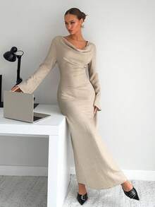 Siren Gaze 女士褶皱腰身连衣裙，金属链条装饰露背连衣裙，性感优雅通勤连衣裙，度假连衣裙，时尚独特，通勤，优雅，性感，度假，海滩，夏威夷，婚礼季，毕业典礼连衣裙，女士正式舞会连衣裙，女士鸡尾酒会连衣裙，褶皱领口，女士生日连衣裙，女士婚纱，露背连衣裙，冬季派对晚礼服 - 杏色 - 查看 5