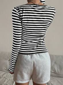 CovetEZ 女士新款棉混纺黑白条纹半拉链 T 恤