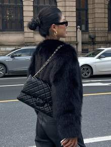 DAZY V领修身高端仿皮草女式外套，秋冬女装大衣 - 黑色 - 查看 2