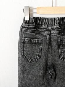 SHEIN Playful Pals Pantaloni di jeans svasati semplici e casual ricamati per ragazzo in autunno