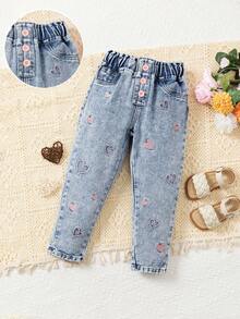 SHEIN Playful Pals Young Girls Jeans, Suitable For All Seasons, New Arrival. Light Blue Denim Wash, Pink Heart Embroidery, Pink Buttons, Tapered Leg, Casual & School Wear, Girls Denim Long Pants Fall Winter - Light Wash - View 3