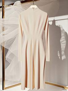 Franclia 女士法式优雅立领褶皱纯色中长款秋冬连衣裙适合鸡尾酒会和浪漫约会秋季婚礼宾客礼服