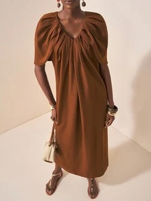 Zivah 2025 Autumn New Arrival Music Festival, Easter, St. Patrick's Day, Western Style, Nomadic Style, Birthday Party, Graduation Season, College Style, Student Wear, Daily Casual, Basic Versatile, Leisure, Vacation, Cruise Travel, Beach, Sunbathing, Viral , Streetwear, Wedding Guest Boho Style, Commuter Style, Brunch Outfit, Airport Outfit, Ruched Shoulder Cape Sleeve V-Neck Maxi Dress In Burgundy