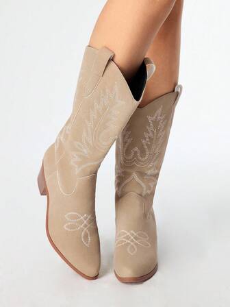 Fairycore Stivali occidentali donna al ginocchio in pelle con ricamato a farfalla e design traforato, nuovi per primavera/autunno