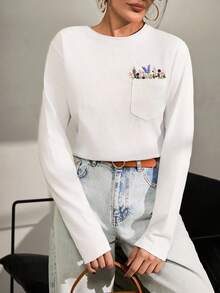 EURMUSE T-Shirt With Flower Embroidery, Round Collar, Pocket Details - White - View 6