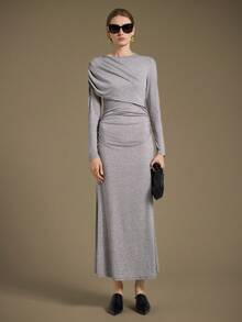 Ontre 优雅风格，简约设计，材质，针织面料，灰色，长袖，船领，褶饰细节，修身廓形，女式长裙，女式针织连衣裙，秋季服装，日常休闲装，商务休闲装 - 灰色 - 查看 3