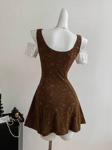 Sweetra 秋季简约蕾丝修身斜肩长袖女连衣裙