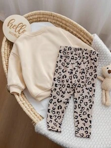 新生女婴可爱休闲卡通图案保暖长袖运动衫和裤子套装 - 卡其色 - 查看 2