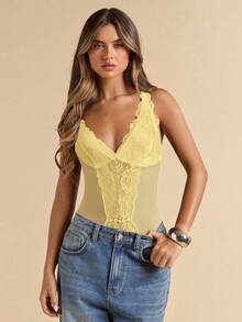 SHEIN BAE Women Black Sexy Lace Versatile Fashion Single Item Corset Top Sexy Vest, Versatile For Going Out, Date Night, Themed Party, And Concert Outfits,New Years Eve Outfit,Christmas Party Women Bodysuit