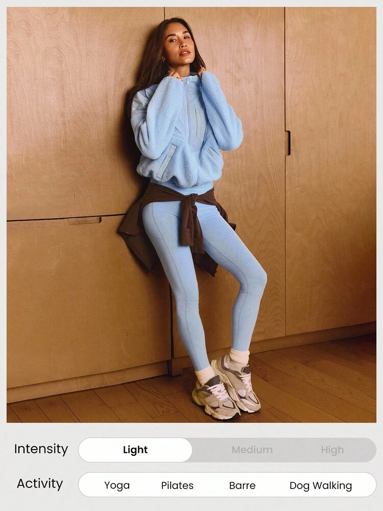 Leggings de cintura ultra alta sin costura frontal de 28" Softy Velvaire con bolsillos laterales, para yoga de bajo impacto, pilates, uso diario y casual