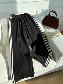 Comfortcana Quần nỉ ống rộng lưng thun kẻ sọc hai bên dành cho nữ, dáng rộng, thời trang thu đông - màu đen - Xem 4