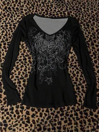 Attitoon Punk Wing Cross Pattern V-Neck Long-Sleeved T-Shirt. For Women, Halloween, Y2K Style, Streetwear, Vintage, Back To School, Retro, Fall Women's Clothing, Vacation, Women's Casual Outfits,Autumn Winter Goth Top Black Rhinestone Top Goth Women Clothes Lace Long Sleeve Emo Tops