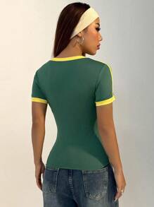 Flirla 女士休闲运动V领巴西撞色短袖T恤图案T恤女式上衣