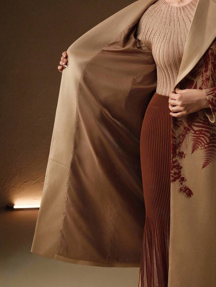 Abrigo midi de mujer con estampado floral elegante y contraste de color en las mangas largas y solapa, para otoño/invierno