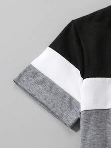 SHEIN 年輕男孩時尚極簡三色印花短袖運動T恤和短褲套裝，夏季 - 彩色 - 查看 4