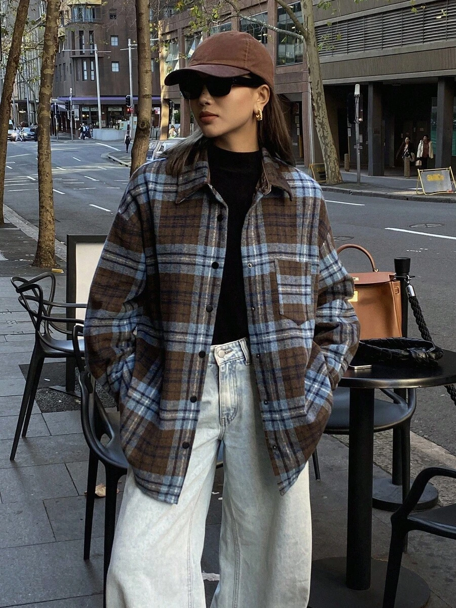 DAZY 撞色格纹宽松复古长袖口袋翻领休闲街头风女式外套，秋冬款 - 棕色 - 查看 1