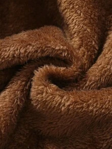 SHEIN 1 szt. Praktyczna, uniwersalna czapka dla chłopców w swobodnym stylu college'owym z czerwoną kratą i grubym, ocieplanym kapturem, odpowiednia na pierwszy dzień szkoły, ubrania szkolne, ubrania dla dzieci, ubranka dla chłopców, powrót do szkoły, codzienne ubrania, Boże Narodzenie, jesień/zima