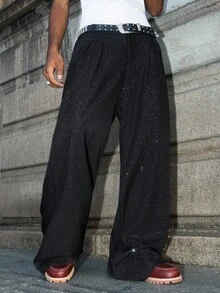 Manfinity EMRG Junge Streetstyle Herren, Multifunktionales INS-Artikel: Strass plissierte weite Hose, geeignet für Streetwear, Lässig Alltag, Wochenendausflüge, Musikfestivals, gesellige Anlässe und andere junge soziale Anlässe. Diese Hose ist ein unverzichtbares vielseitiges Teil in der Herrengarderobe und ein ausgezeichnetes Geschenk für Freund oder Ehemann, für den Herbst