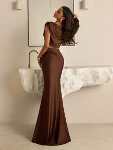Vowa 2 件优雅棕色弹性针织宽肩垫深 V 领美人鱼长裙，带有性感激光切割金属珠饰，适合约会、度假、音乐会、毕业典礼、婚礼、下午茶、正式场合 - 棕色 - 查看 2