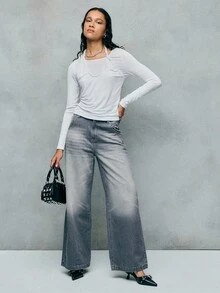 TypaGal Le Top à manches longues avec encolure torsadée en blanc est une version moderne des hauts d'automne, des tenues de cérémonie et des vêtements d'hiver. L'encolure unique convient aussi bien pour le style casual chic que pour les fêtes, y compris les vêtements de Noël. - Blanc - Voir 5