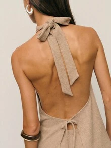 Ensemble pantalon et Top à col ras-du-cou en tricot côtelé taupe de Nöista, offrant une sophistication confortable pour les vêtements d'automne et les tenues d'automne pour femmes. Cet ensemble assorti comprend un Top ajusté à col ras-du-cou et un pantalon ample de style lounge, le rendant parfait pour des tenues d'hiver élégantes pour femmes, des vêtements de bureau ou des looks chics à la maison pour cette saison. - Kaki - Voir 4