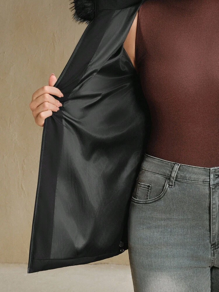 プラスサイズ女性用ウィンタージャケット、取り外し可能な人工毛皮カラー、キルティング入りブラックパデッドコート、ジップアップ式