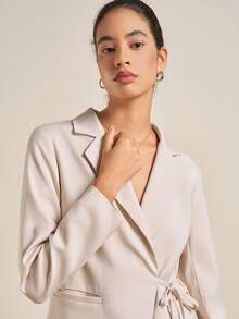 INAWLY 米色系带修身女式西装外套 - 米色 - 查看 5